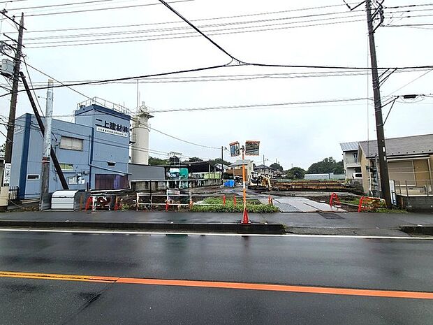 五感で感じる、現地でしかわからない事も沢山ございます。周辺環境なども一緒にご案内いたしますのでお気軽にお問合せください。