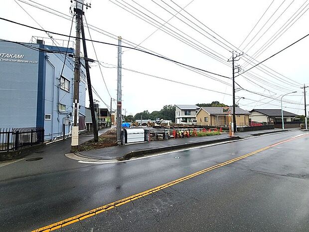 五感で感じる、現地でしかわからない事も沢山ございます。周辺環境なども一緒にご案内いたしますのでお気軽にお問合せください。