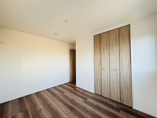 収納豊富な間取りで家の中がスッキリ片付きそうです。 