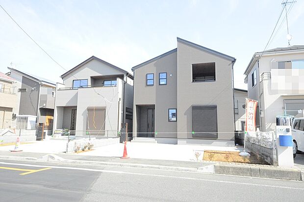 五感で感じる、現地でしかわからない事も沢山ございます。周辺環境なども一緒にご案内いたしますのでお気軽にお問合せください。