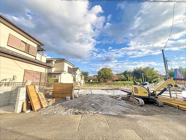 五感で感じる、現地でしかわからない事も沢山ございます。周辺環境なども一緒にご案内いたしますのでお気軽にお問合せください。 