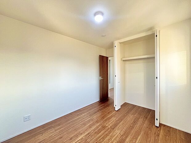 収納豊富な間取りで家の中がスッキリ片付きそうです。