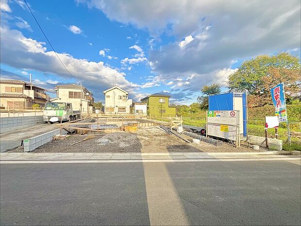 五感で感じる、現地でしかわからない事も沢山ございます。周辺環境なども一緒にご案内いたしますのでお気軽にお問合せください。