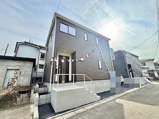 五感で感じる、現地でしかわからない事も沢山ございます。周辺環境なども一緒にご案内いたしますのでお気軽にお問合せください。