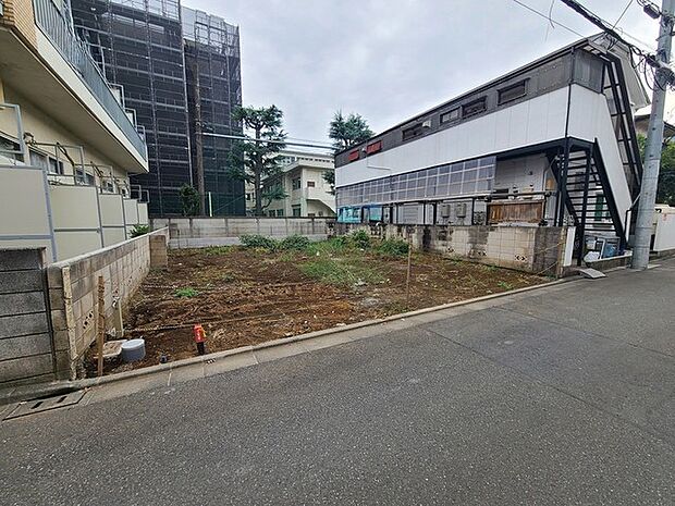 五感で感じる、現地でしかわからない事も沢山ございます。周辺環境なども一緒にご案内いたしますのでお気軽にお問合せください。 