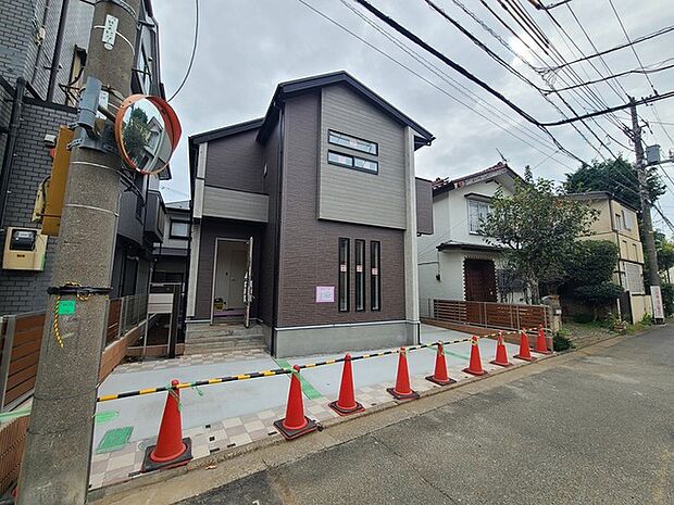 五感で感じる、現地でしかわからない事も沢山ございます。周辺環境なども一緒にご案内いたしますのでお気軽にお問合せください。 