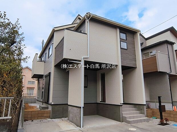 戸建てが立ち並ぶ静かな住宅街。四季折々の移り変わりを感じながら自然と楽しみ、暮らす、そんな毎日を日々の中で感じられる住環境
