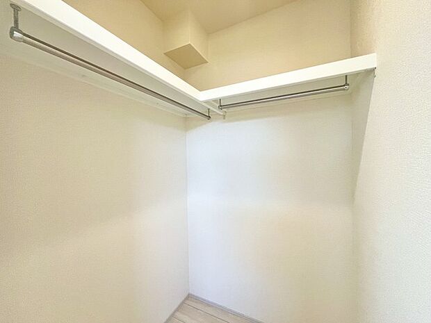 大容量クローゼット付き!家族の成長と共に増える荷物もスッキリ収納。