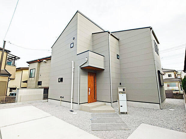 五感で感じる、現地でしかわからない事も沢山ございます。周辺環境なども一緒にご案内いたしますのでお気軽にお問合せください。