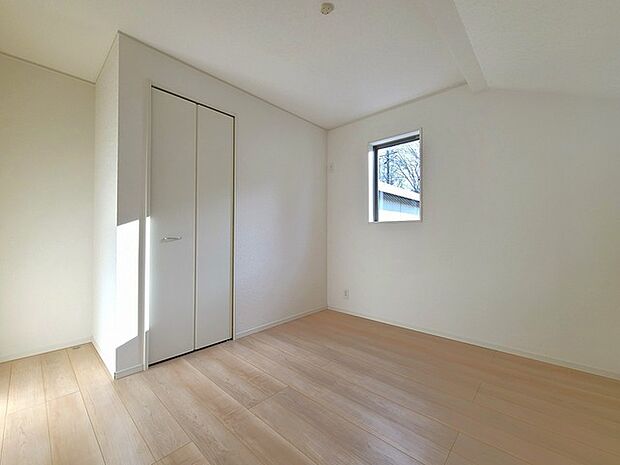 大容量クローゼット付き!家族の成長と共に増える荷物もスッキリ収納。