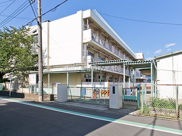 第三小学校（640m）