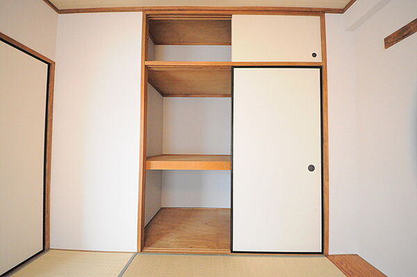 収納豊富な間取りで家の中がスッキリ片付きそうです。