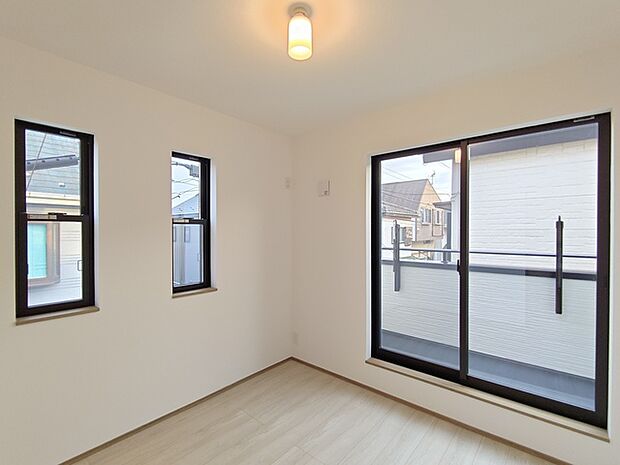 【2階洋室／約4.75帖】