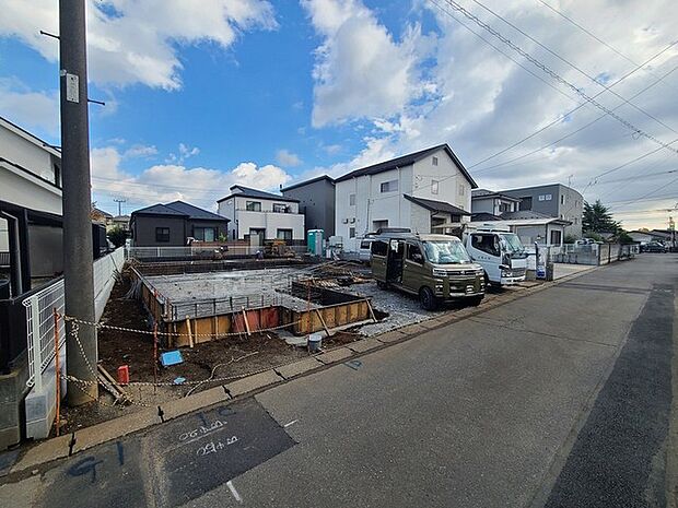 五感で感じる、現地でしかわからない事も沢山ございます。周辺環境なども一緒にご案内いたしますのでお気軽にお問合せください。