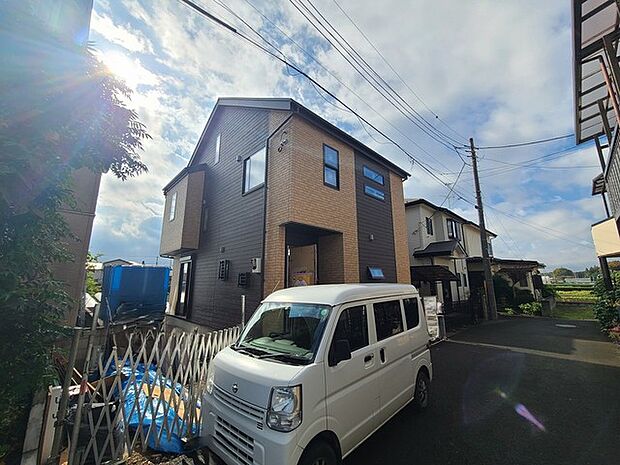 五感で感じる、現地でしかわからない事も沢山ございます。周辺環境なども一緒にご案内いたしますのでお気軽にお問合せください。