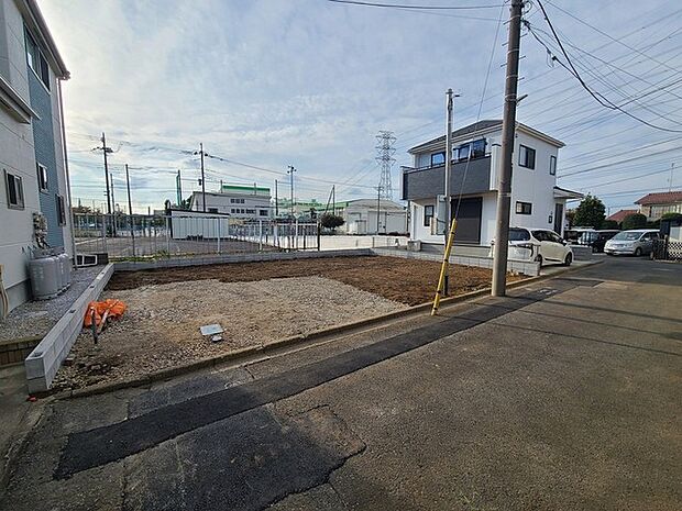 五感で感じる、現地でしかわからない事も沢山ございます。周辺環境なども一緒にご案内いたしますのでお気軽にお問合せください。