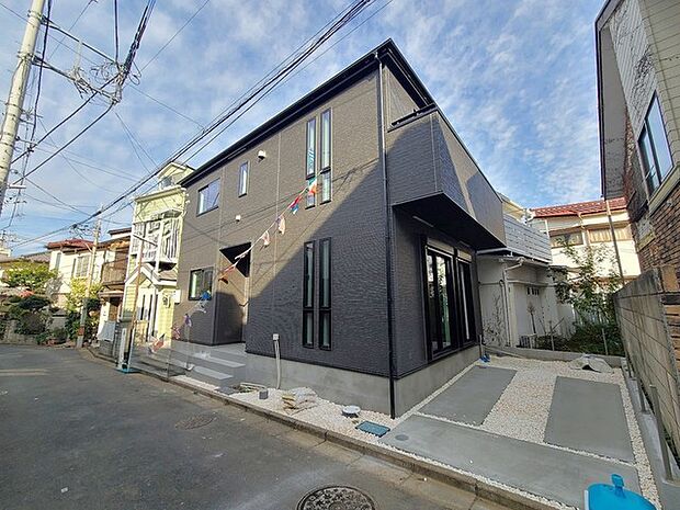 五感で感じる、現地でしかわからない事も沢山ございます。周辺環境なども一緒にご案内いたしますのでお気軽にお問合せください。 