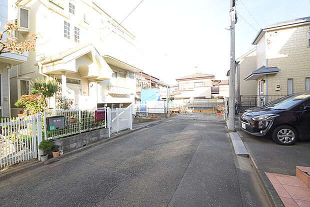 五感で感じる、現地でしかわからない事も沢山ございます。周辺環境なども一緒にご案内いたしますのでお気軽にお問合せください。