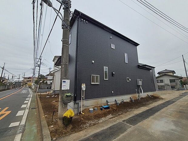 五感で感じる、現地でしかわからない事も沢山ございます。周辺環境なども一緒にご案内いたしますのでお気軽にお問合せください。 