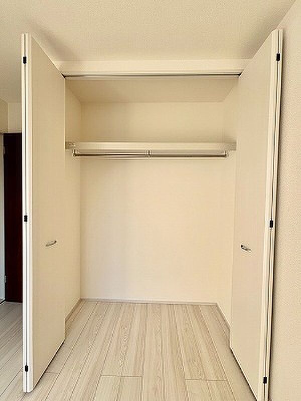 収納豊富な間取りで家の中がスッキリ片付きそうです。