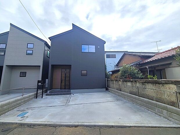 五感で感じる、現地でしかわからない事も沢山ございます。周辺環境なども一緒にご案内いたしますのでお気軽にお問合せください。