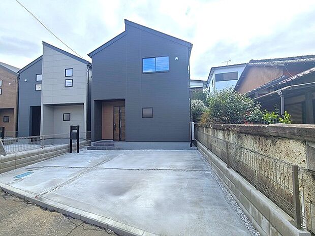 五感で感じる、現地でしかわからない事も沢山ございます。周辺環境なども一緒にご案内いたしますのでお気軽にお問合せください。