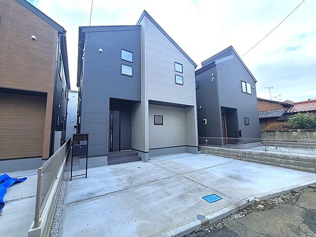 五感で感じる、現地でしかわからない事も沢山ございます。周辺環境なども一緒にご案内いたしますのでお気軽にお問合せください。