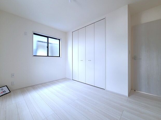 大容量クローゼット付き!家族の成長と共に増える荷物もスッキリ収納。