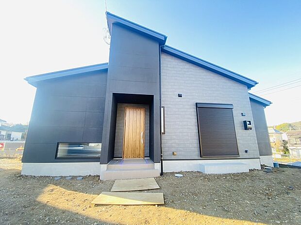 平屋ならではの開放感と、暮らしやすさを両立した住まい。