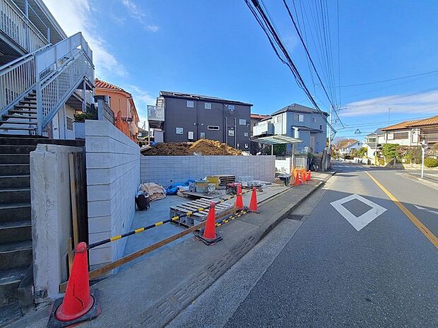 五感で感じる、現地でしかわからない事も沢山ございます。周辺環境なども一緒にご案内いたしますのでお気軽にお問合せください。