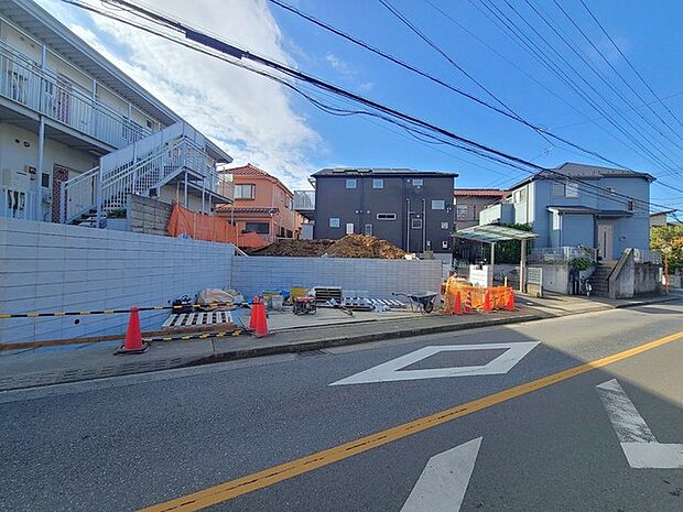 五感で感じる、現地でしかわからない事も沢山ございます。周辺環境なども一緒にご案内いたしますのでお気軽にお問合せください。