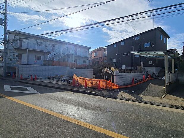 五感で感じる、現地でしかわからない事も沢山ございます。周辺環境なども一緒にご案内いたしますのでお気軽にお問合せください。 