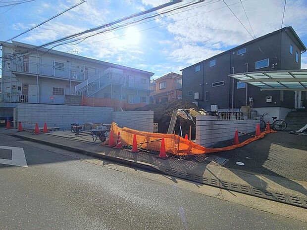 五感で感じる、現地でしかわからない事も沢山ございます。周辺環境なども一緒にご案内いたしますのでお気軽にお問合せください。