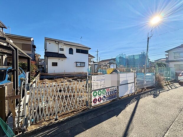 現地のご見学とあわせて施工例もご案内可能です。お気軽にお問合せ下さい。