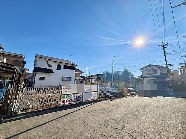 車通りや日当たり具合は直接現地でご確認下さい。