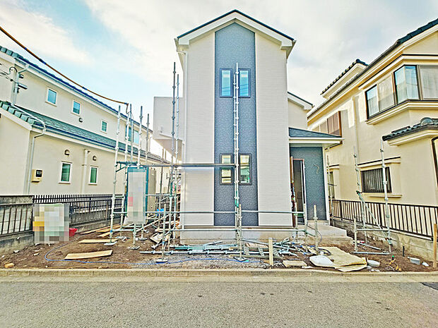 建築中ですが、同じグレードの完成済み建物を参考にご覧になることもできます。現地より最寄りの物件をご案内しますので、お気軽にご要望をお聞かせください。