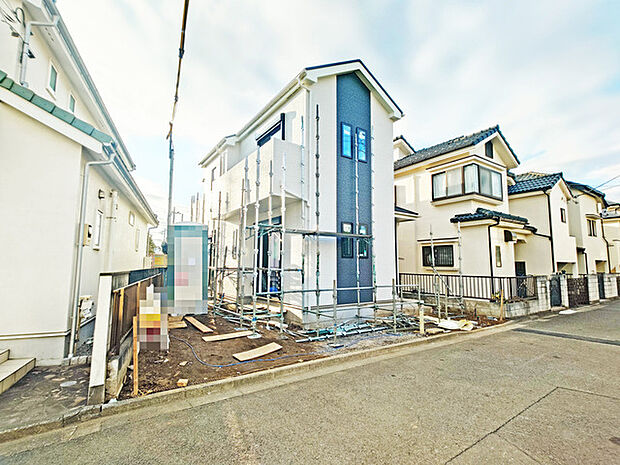 五感で感じる、現地でしかわからない事も沢山ございます。周辺環境なども一緒にご案内いたしますのでお気軽にお問合せください。