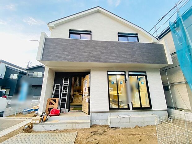 五感で感じる、現地でしかわからない事も沢山ございます。周辺環境なども一緒にご案内いたしますのでお気軽にお問合せください。 