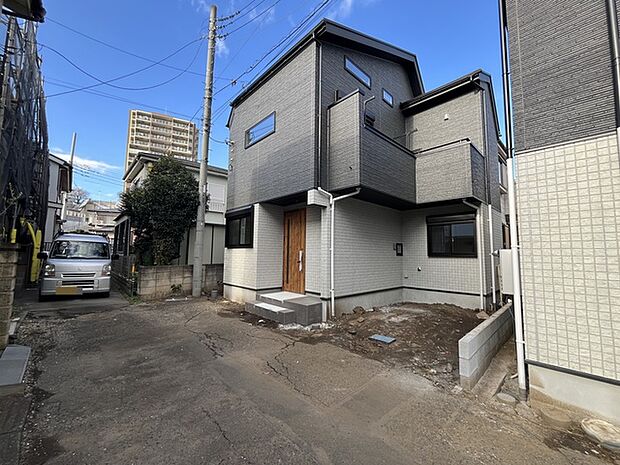 五感で感じる、現地でしかわからない事も沢山ございます。周辺環境なども一緒にご案内いたしますのでお気軽にお問合せください。