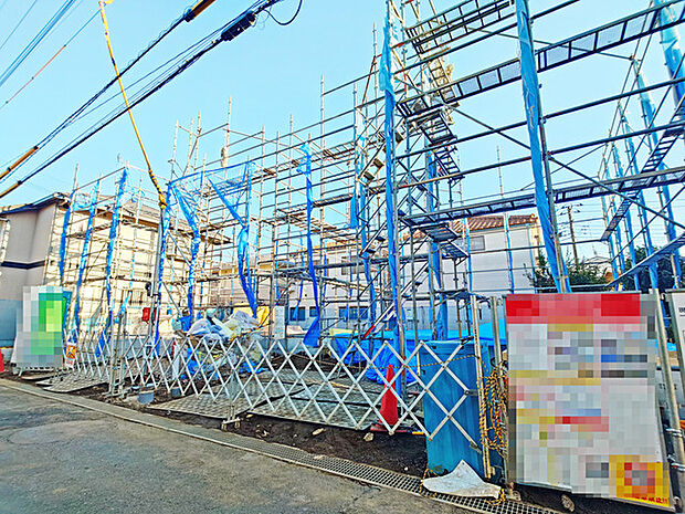 建築中ですが、同じグレードの完成済み建物を参考にご覧になることもできます。現地より最寄りの物件をご案内しますので、お気軽にご要望をお聞かせください。