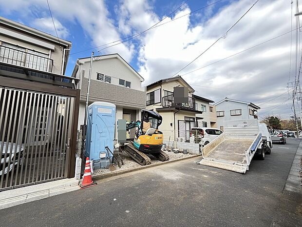 五感で感じる、現地でしかわからない事も沢山ございます。周辺環境なども一緒にご案内いたしますのでお気軽にお問合せください。 