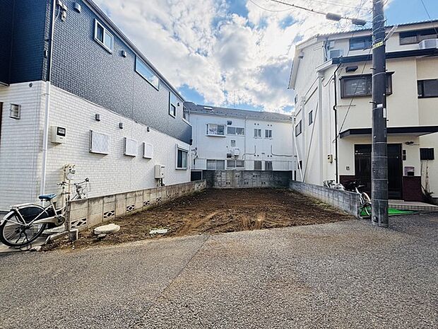 五感で感じる、現地でしかわからない事も沢山ございます。周辺環境なども一緒にご案内いたしますのでお気軽にお問合せください。