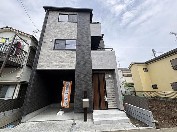 五感で感じる、現地でしかわからない事も沢山ございます。周辺環境なども一緒にご案内いたしますのでお気軽にお問合せください。 