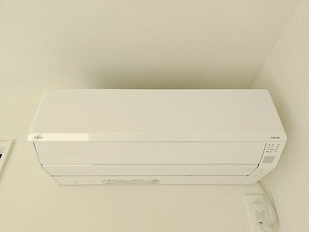 ＬＤＫと2ヵ所の洋室に、それぞれ新しいエアコンを設置済みです！