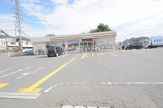 ミニストップ所沢上新井店（400m）