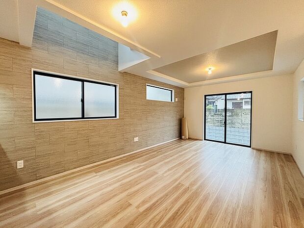 リビングは家具の配置も思いのまま。自由度が高い設計です。