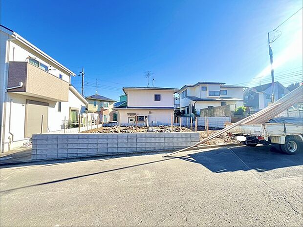 商業施設が徒歩圏内に充実、日々のお買い物も安心な環境です。