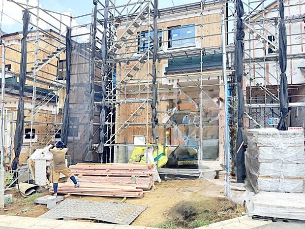 五感で感じる、現地でしかわからない事も沢山ございます。周辺環境なども一緒にご案内いたしますのでお気軽にお問合せください。 