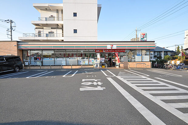 セブンイレブン所沢元町店（280m）