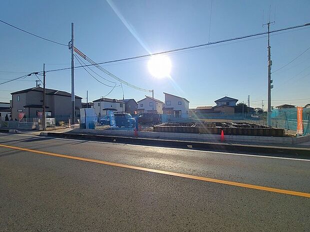 五感で感じる、現地でしかわからない事も沢山ございます。周辺環境なども一緒にご案内いたしますのでお気軽にお問合せください。